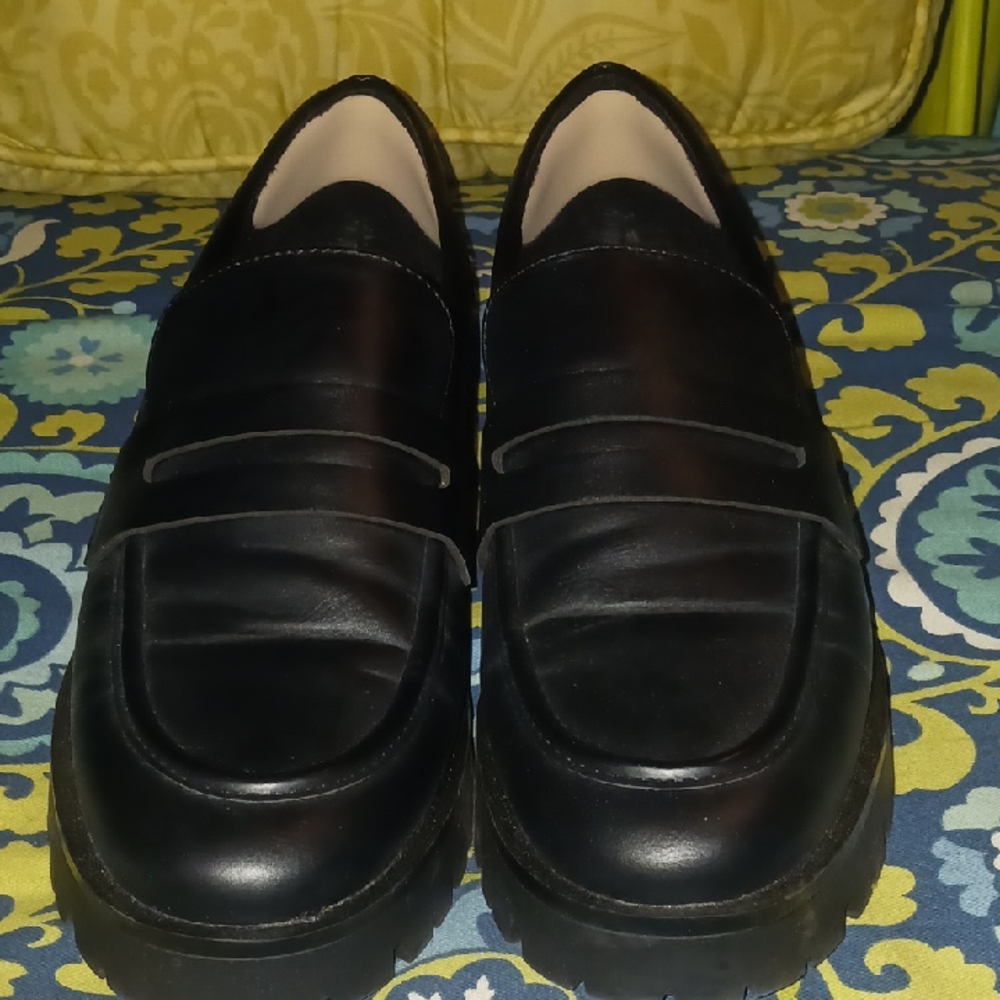 Esprit Lug Loafers